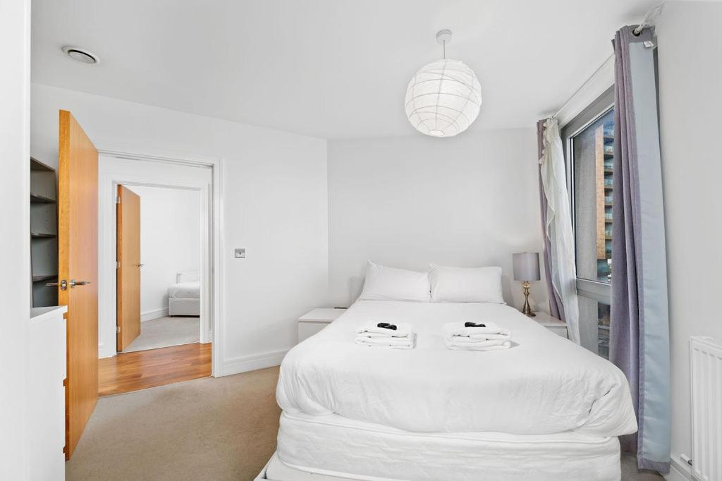 Modern Serviced 3-Bedroom Flat In East London Exterior photo